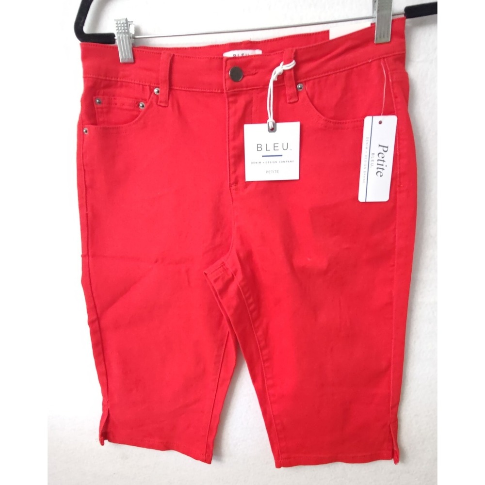 Bleu denim petite Capri women Jeans Size 12p(2) And 16P Color Red‎